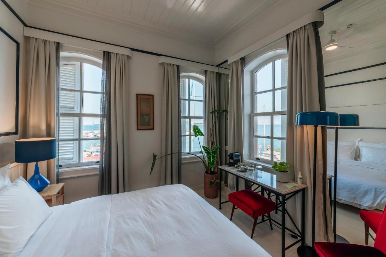 Guemruek Urla Hotel ภายนอก รูปภาพ