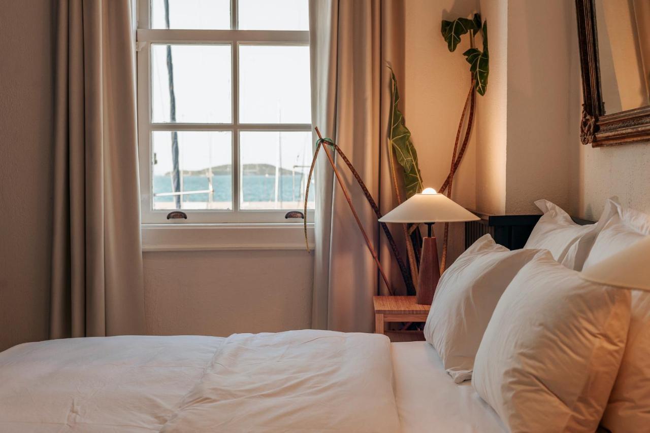 Guemruek Urla Hotel ภายนอก รูปภาพ