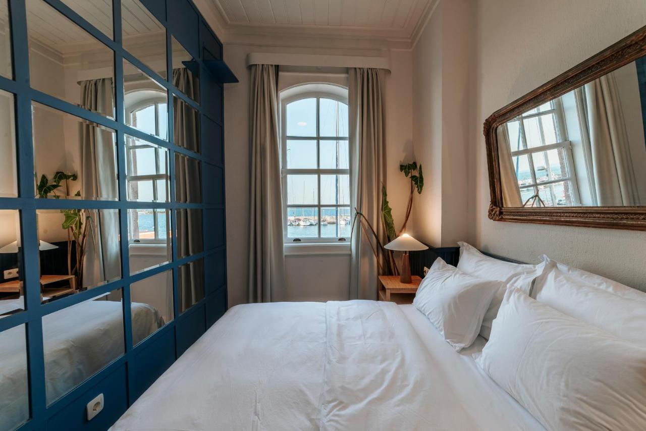 Guemruek Urla Hotel ภายนอก รูปภาพ