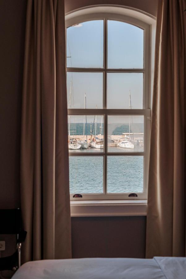 Guemruek Urla Hotel ภายนอก รูปภาพ